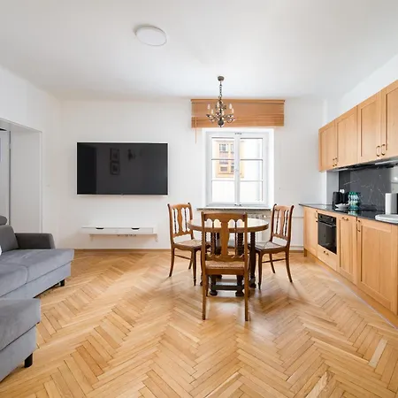 Jezuicka Charming By Bookinghost Appartamento *