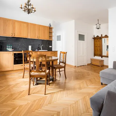 Appartamento Jezuicka Charming By Bookinghost